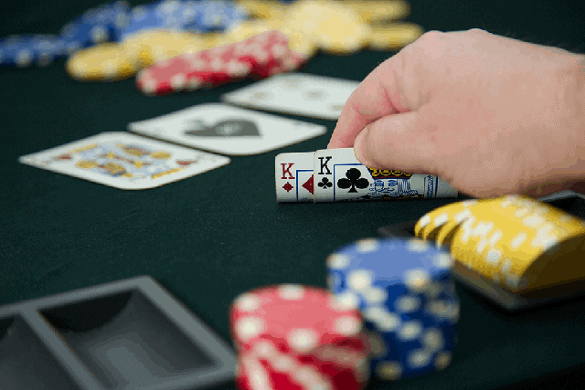 Những cách thức chơi game Poker tuyệt đỉnh mà bạn cần phải biết
