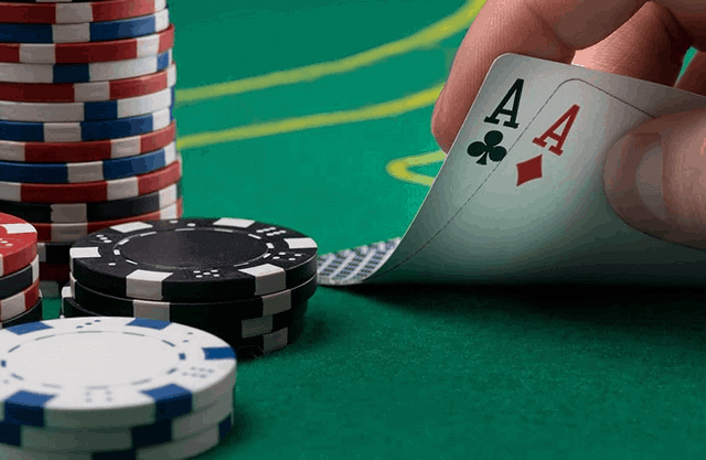 Poker là gì và những sai lầm cần nên tránh