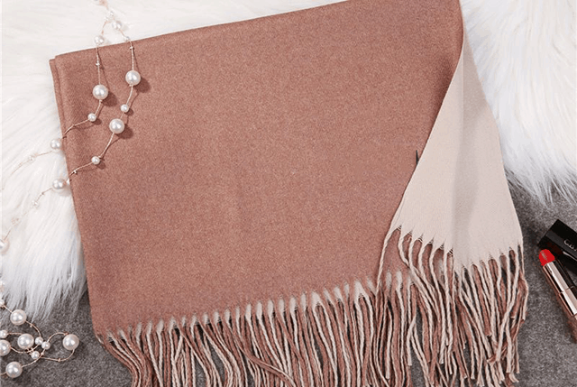 Người mệnh Thủy mơ thấy khăn nhung đánh con số mấy?