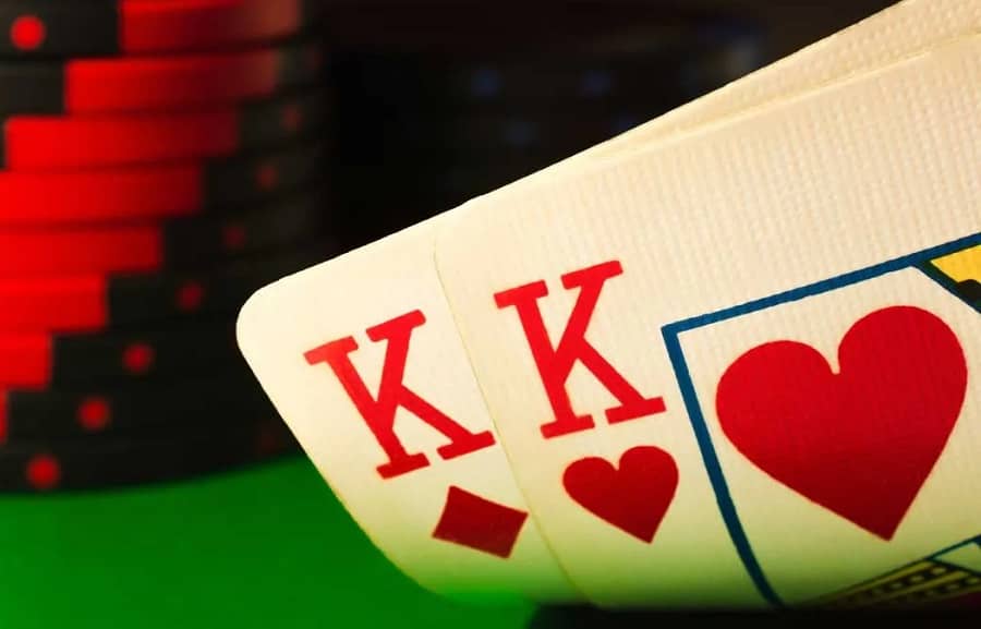 Học hỏi và áp dụng một số cách chơi Poker khiến mọi đối thủ phải lúng túng