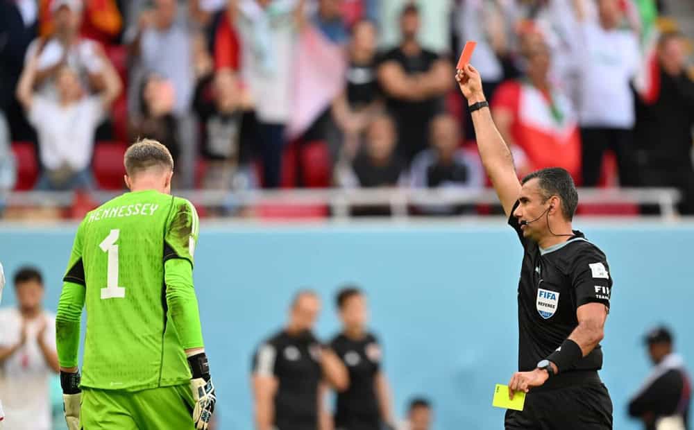 Kèo thẻ phạt là gì? Cách chơi kèo Total Booking tại SBOTOP dễ thắng nhất