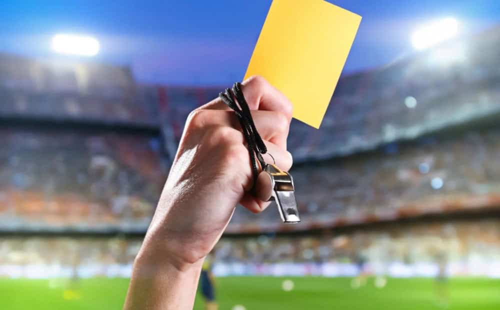 Kèo thẻ vàng là hình thức dự đoán tổng số thẻ phạt trong trận đấu